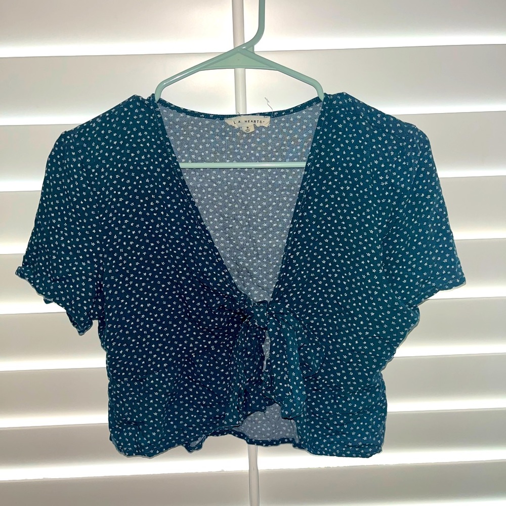 Pacsun green and white pattern front tie shirt